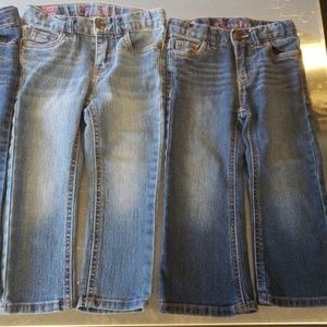 4 pairs of 2t jeans